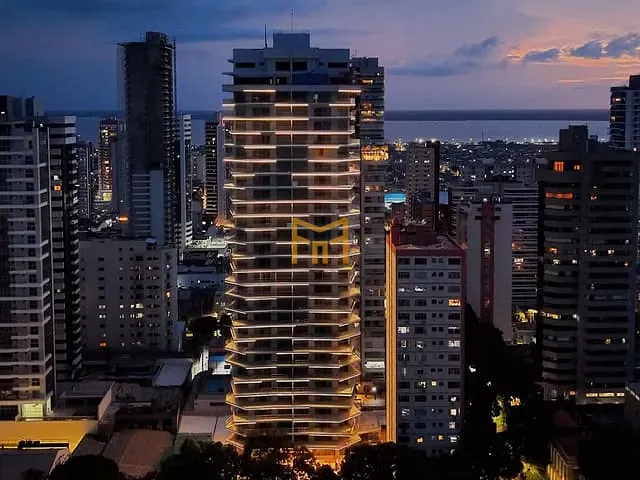 Apartamento 3 quartos e 4 banheiros, à venda, no bairro Batista Campos em Belém