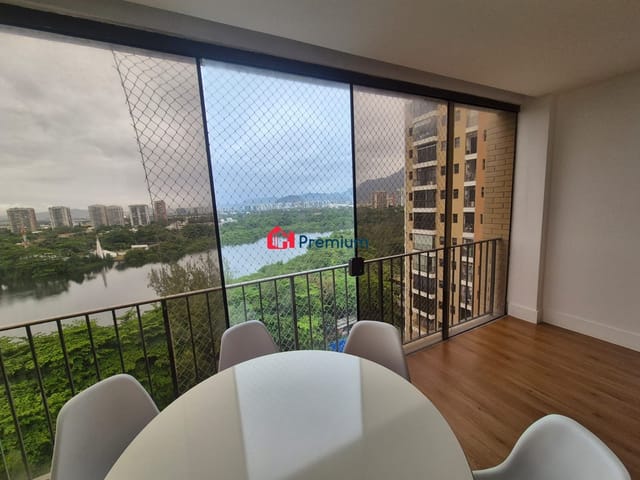 Apartamento 2 quartos e 2 banheiros, à venda, no bairro Barra da Tijuca em Rio de Janeiro
