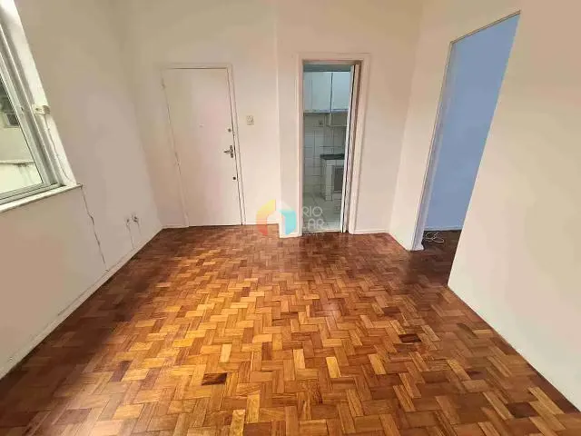 Apartamento com 35m² 1 quarto e 1 banheiro, à venda, no bairro Botafogo em Rio de Janeiro