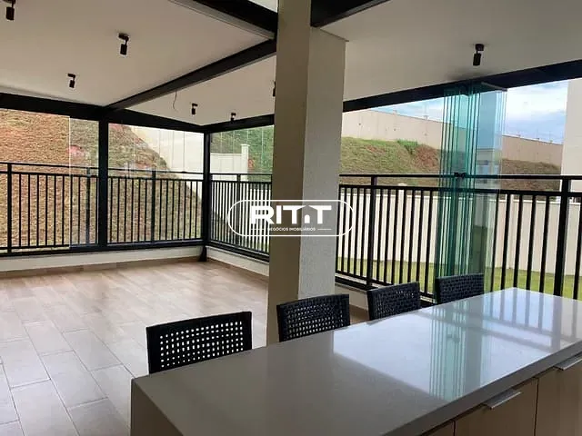 Apartamento com 110m² 2 quartos e 1 banheiro, à venda, no bairro Swiss Park em Campinas