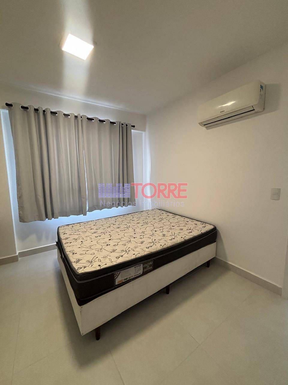 Apartamento à venda com 3 quartos, 76m² - Foto 13