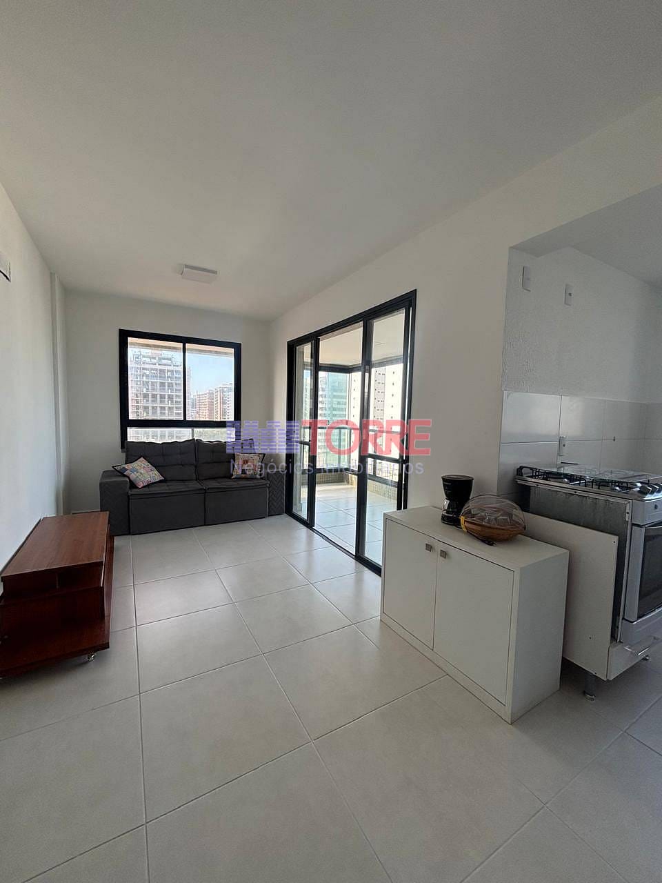 Apartamento à venda com 3 quartos, 76m² - Foto 3