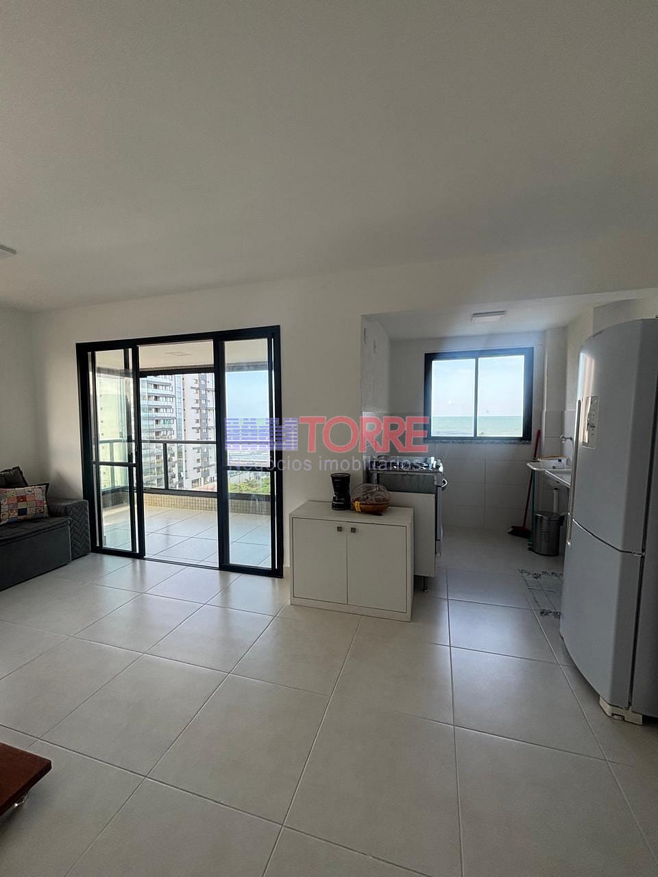Apartamento à venda com 3 quartos, 76m² - Foto 4