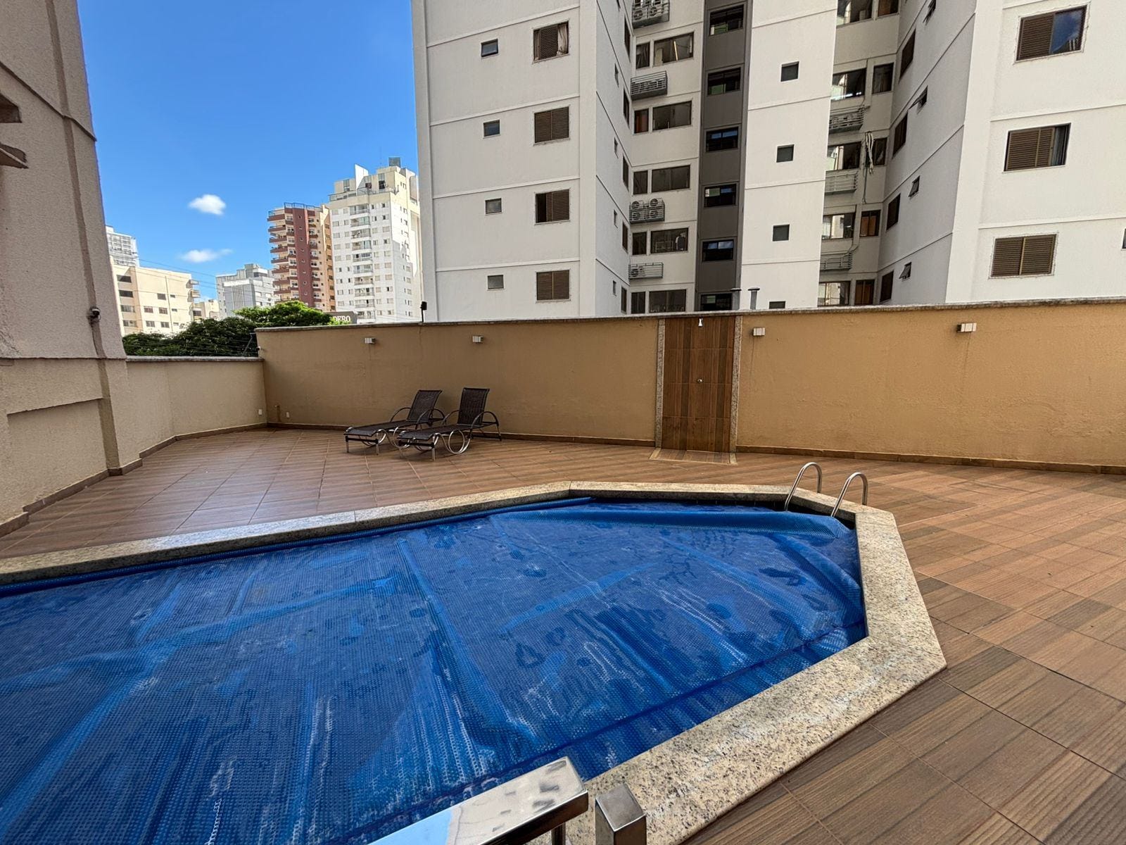 Apartamento à venda com 3 quartos, 100m² - Foto 16