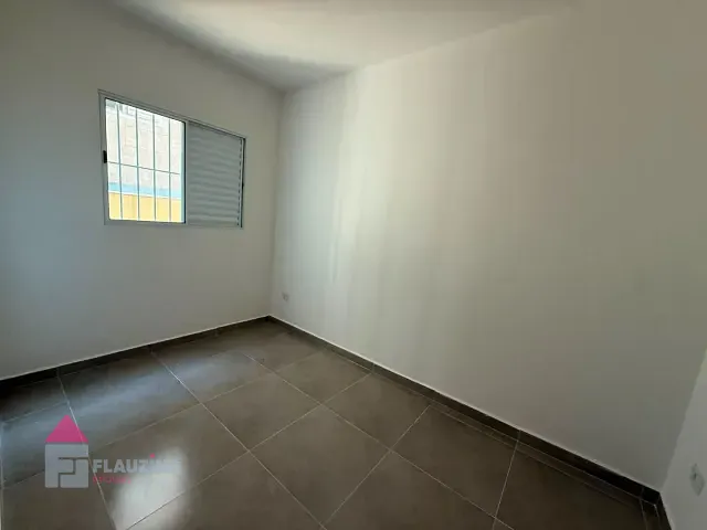 Apartamento com 40m² 1 quarto e 1 banheiro, para alugar, no bairro Jardim Monte Azul em São Paulo