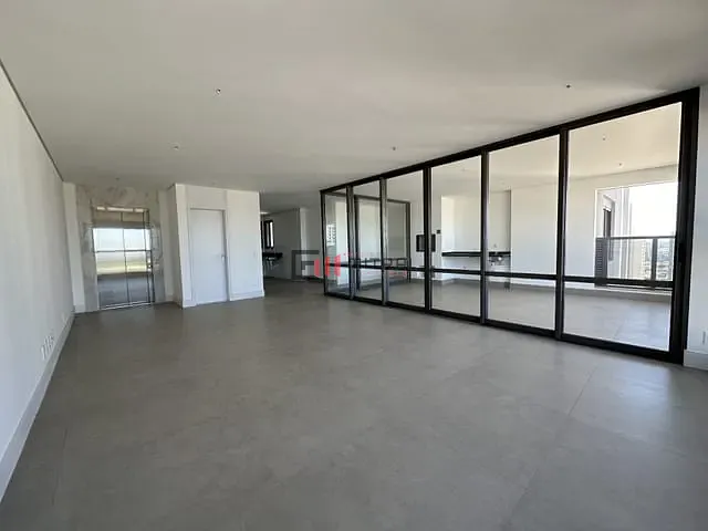 Apartamento 3 quartos e 5 banheiros, à venda, no bairro Gleba Fazenda Palhano em Londrina