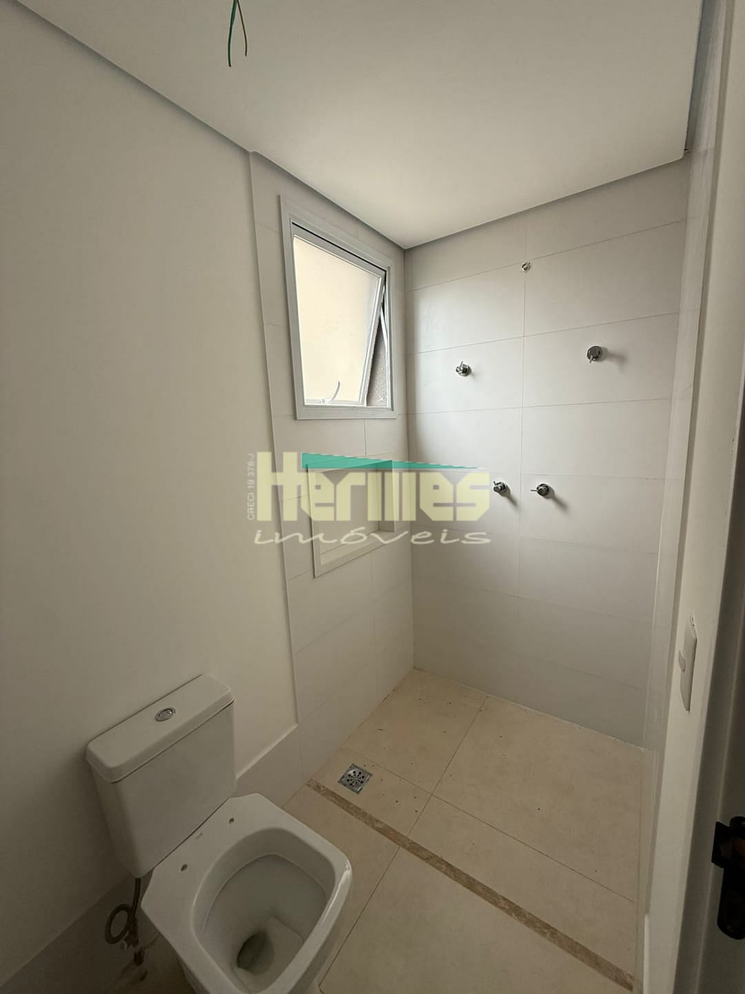 Apartamento à venda com 2 quartos, 74m² - Foto 29