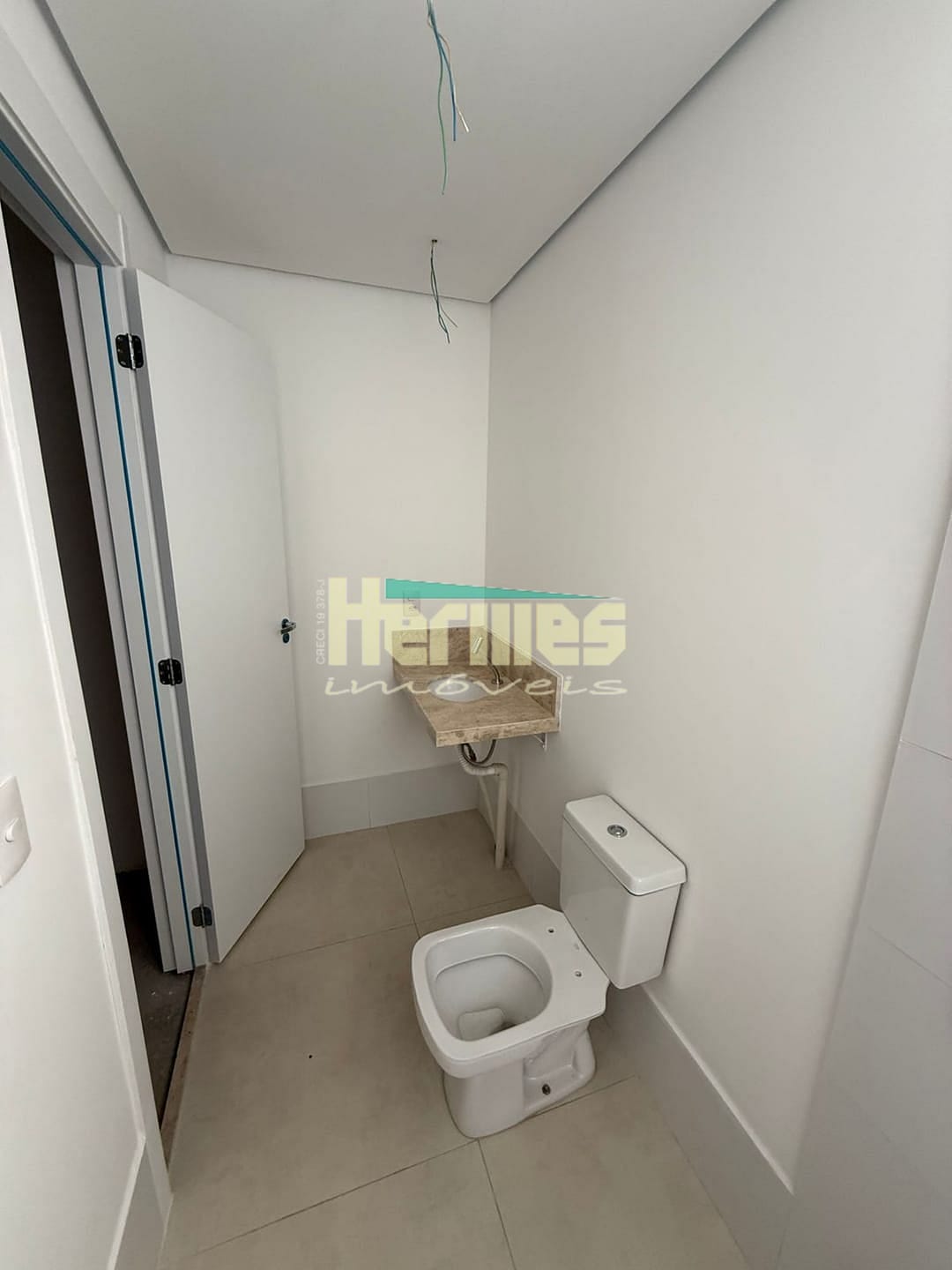 Apartamento à venda com 2 quartos, 74m² - Foto 30