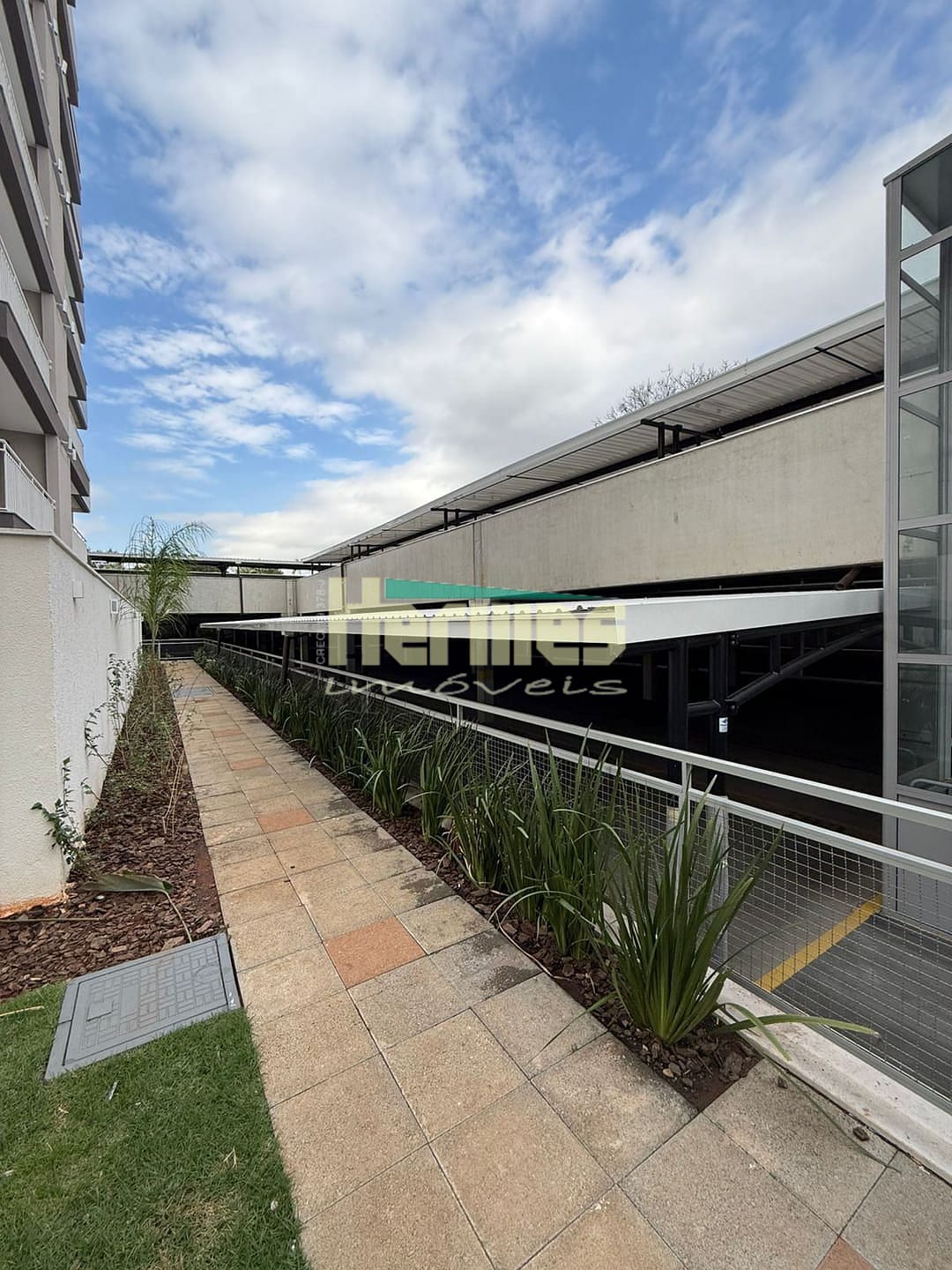 Apartamento à venda com 2 quartos, 74m² - Foto 43