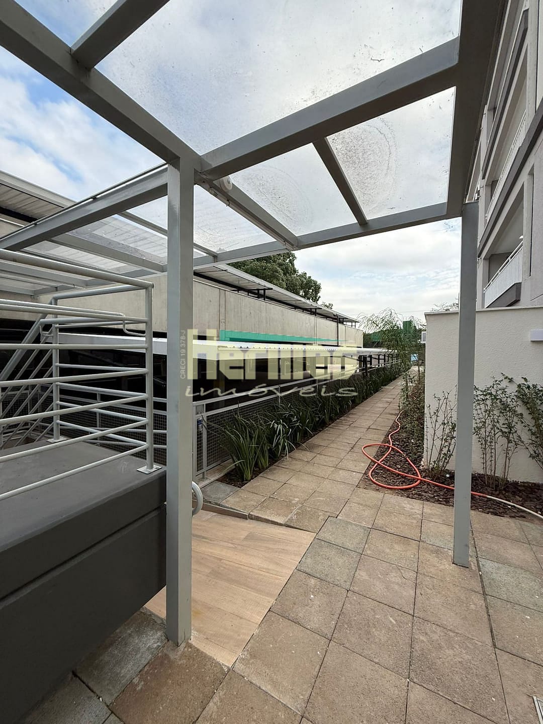 Apartamento à venda com 2 quartos, 74m² - Foto 52
