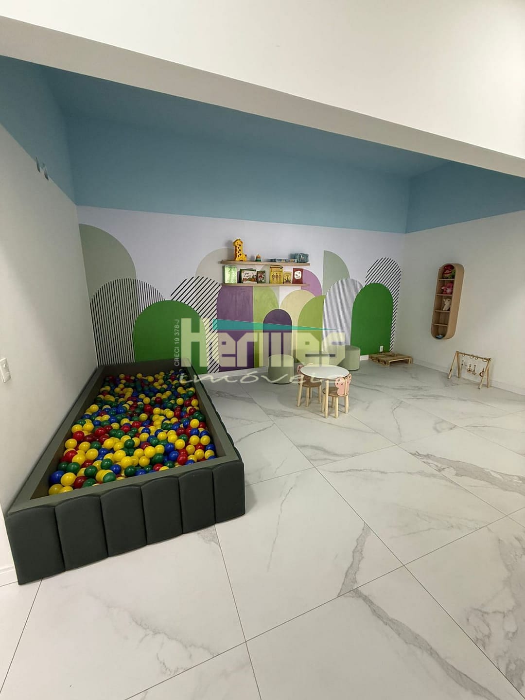 Apartamento à venda com 2 quartos, 74m² - Foto 56