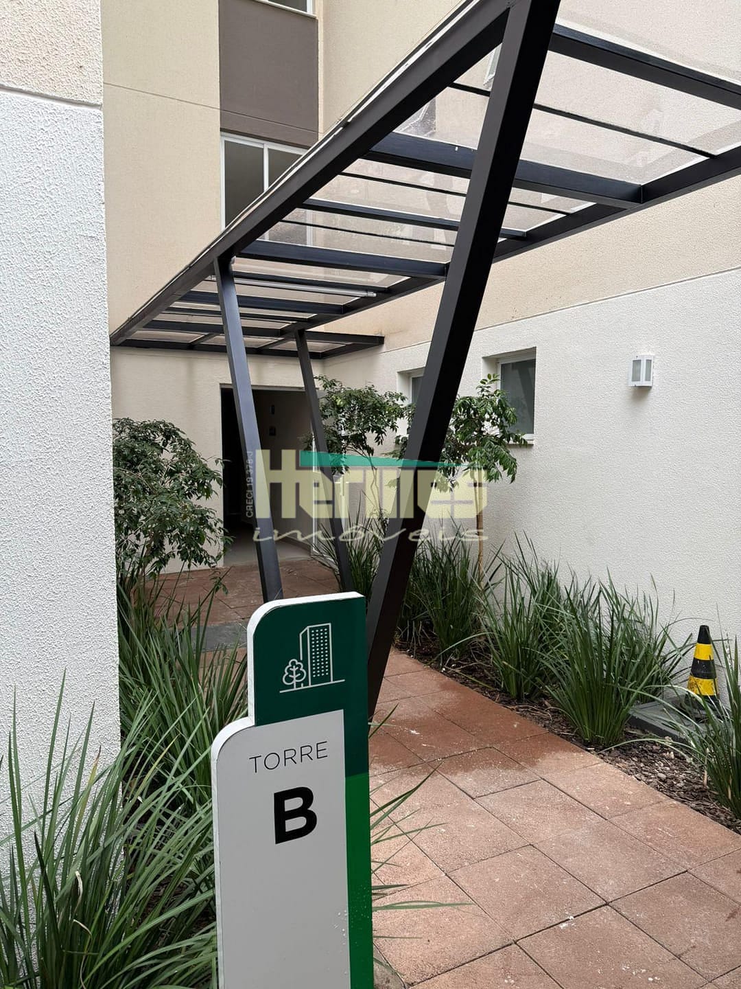 Apartamento à venda com 2 quartos, 74m² - Foto 3