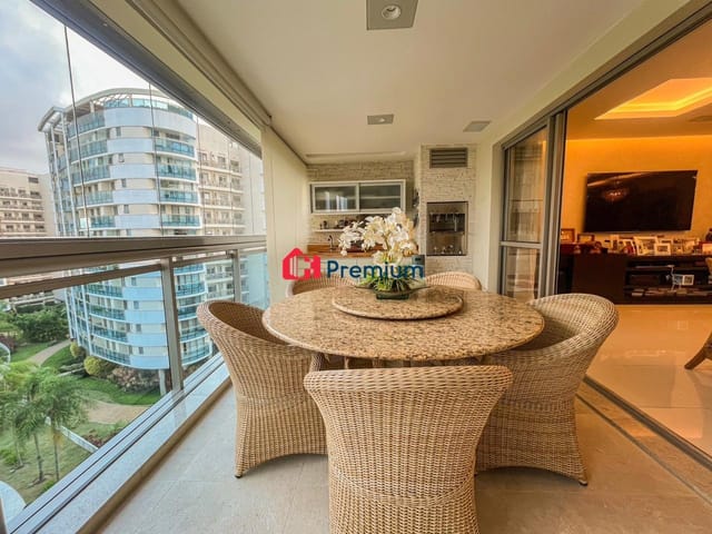 Apartamento 4 quartos e 5 banheiros, à venda, no bairro Barra da Tijuca em Rio de Janeiro