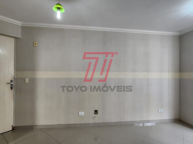 Apartamento 1 quarto e 1 banheiro, para alugar, no bairro Vila Izabel em Curitiba