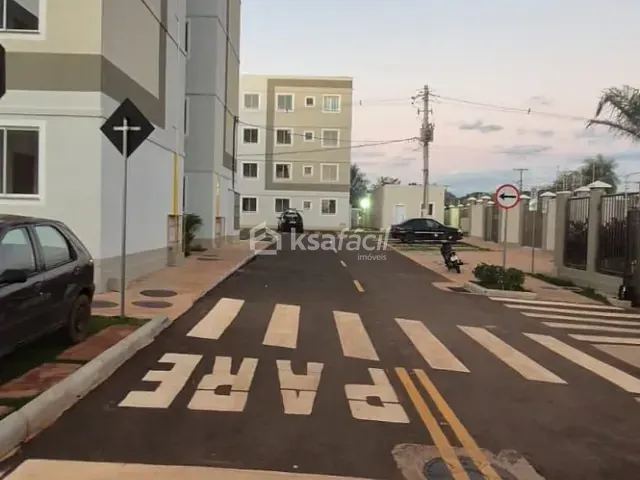 Apartamento com 70m² 2 quartos e 1 banheiro, para alugar, no bairro Centenário em Campo Grande