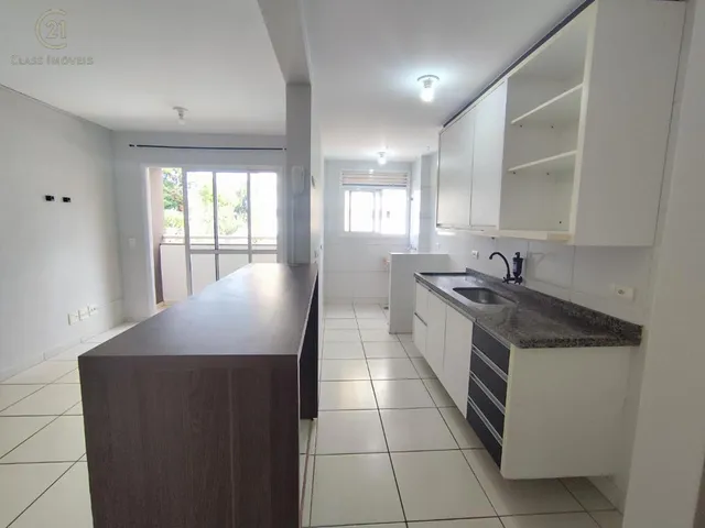 Apartamento com 68m² 3 quartos e 2 banheiros, à venda ou para alugar, no bairro Gleba Fazenda Palhano em Londrina
