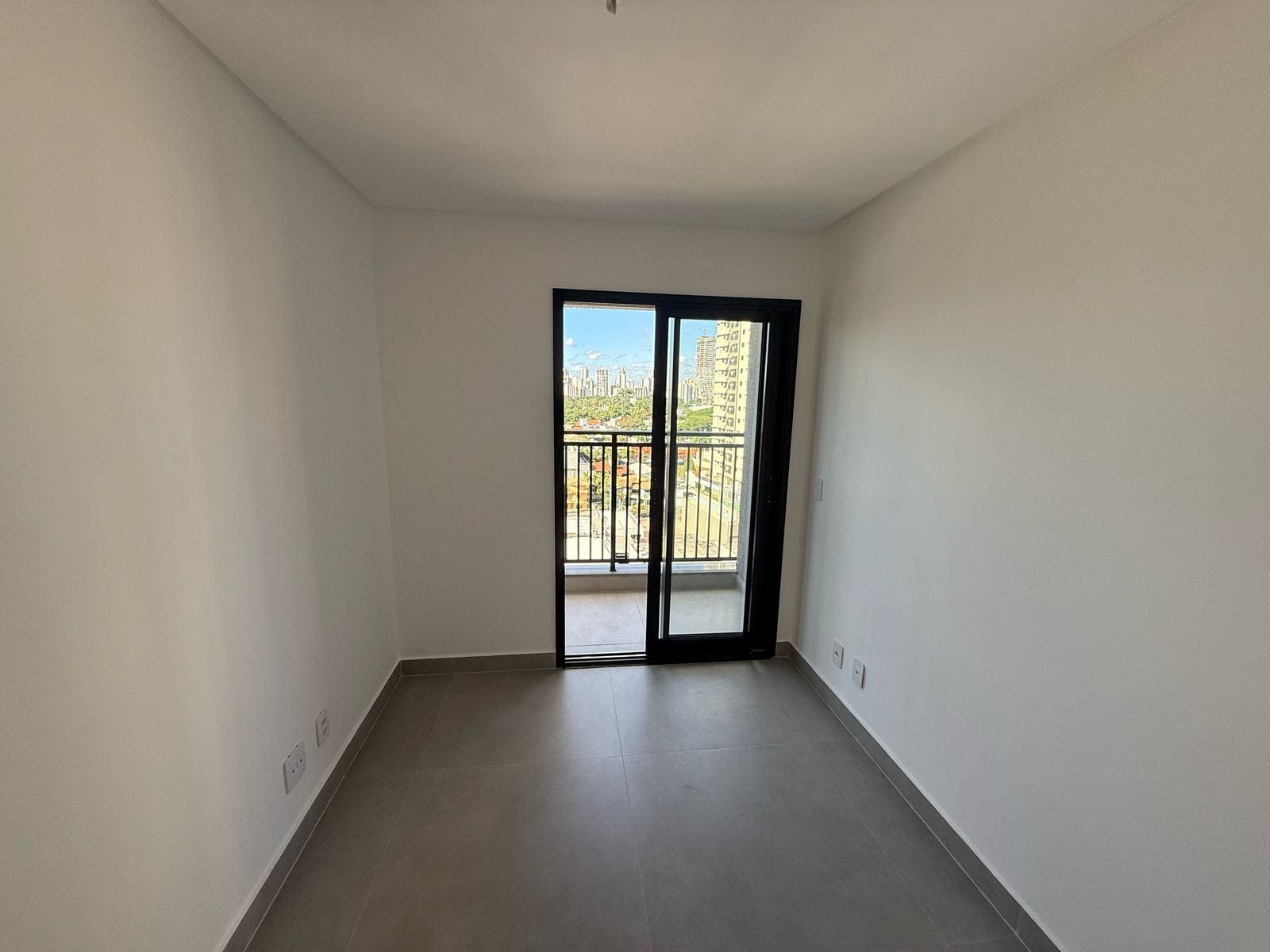 Apartamento à venda com 3 quartos, 86m² - Foto 11