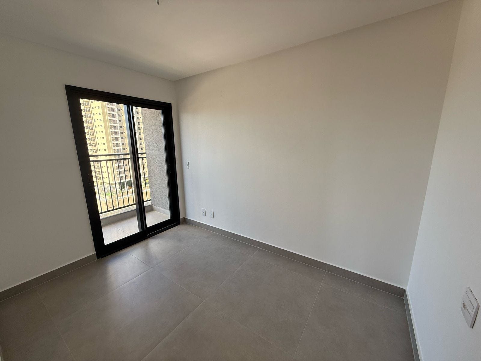 Apartamento à venda com 3 quartos, 86m² - Foto 13