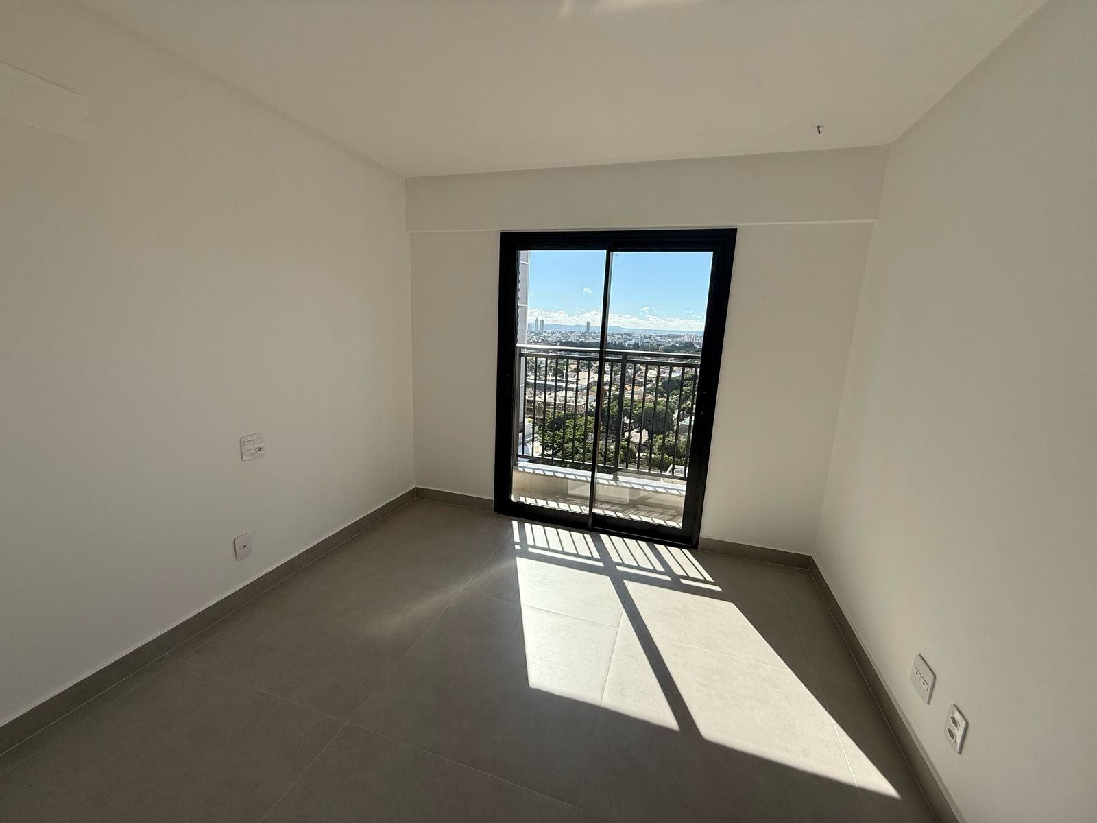 Apartamento à venda com 3 quartos, 86m² - Foto 12