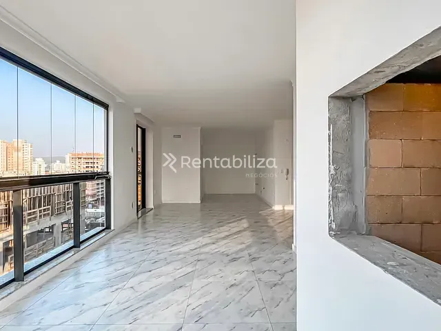 Apartamento 3 quartos e 3 banheiros, à venda, no bairro Perequê em Porto Belo