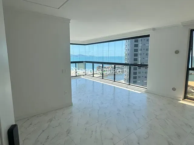 Apartamento 3 quartos e 3 banheiros, à venda, no bairro Perequê em Porto Belo