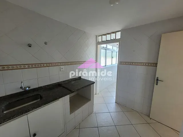 Apartamento com 90m² 2 quartos e 1 banheiro, para alugar, no bairro Centro em Caraguatatuba