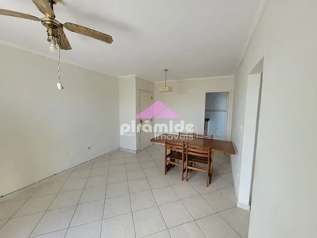 Apartamento com 90m² 2 quartos e 1 banheiro, para alugar, no bairro Centro em Caraguatatuba