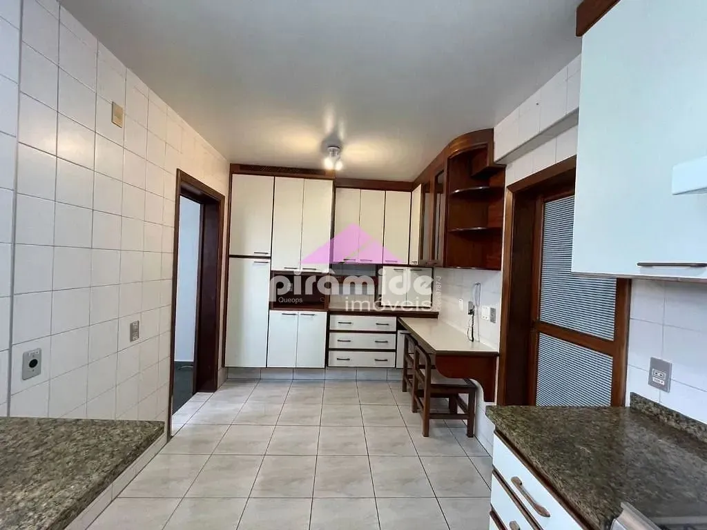 Apartamento, 4 quartos, 215 m² - Foto 14