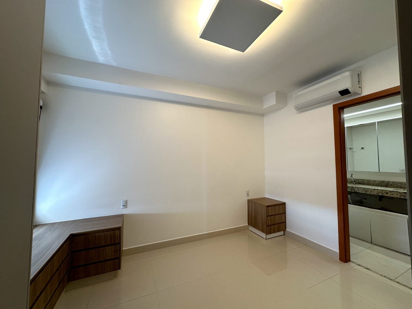 Apartamento à venda com 3 quartos, 97m² - Foto 4