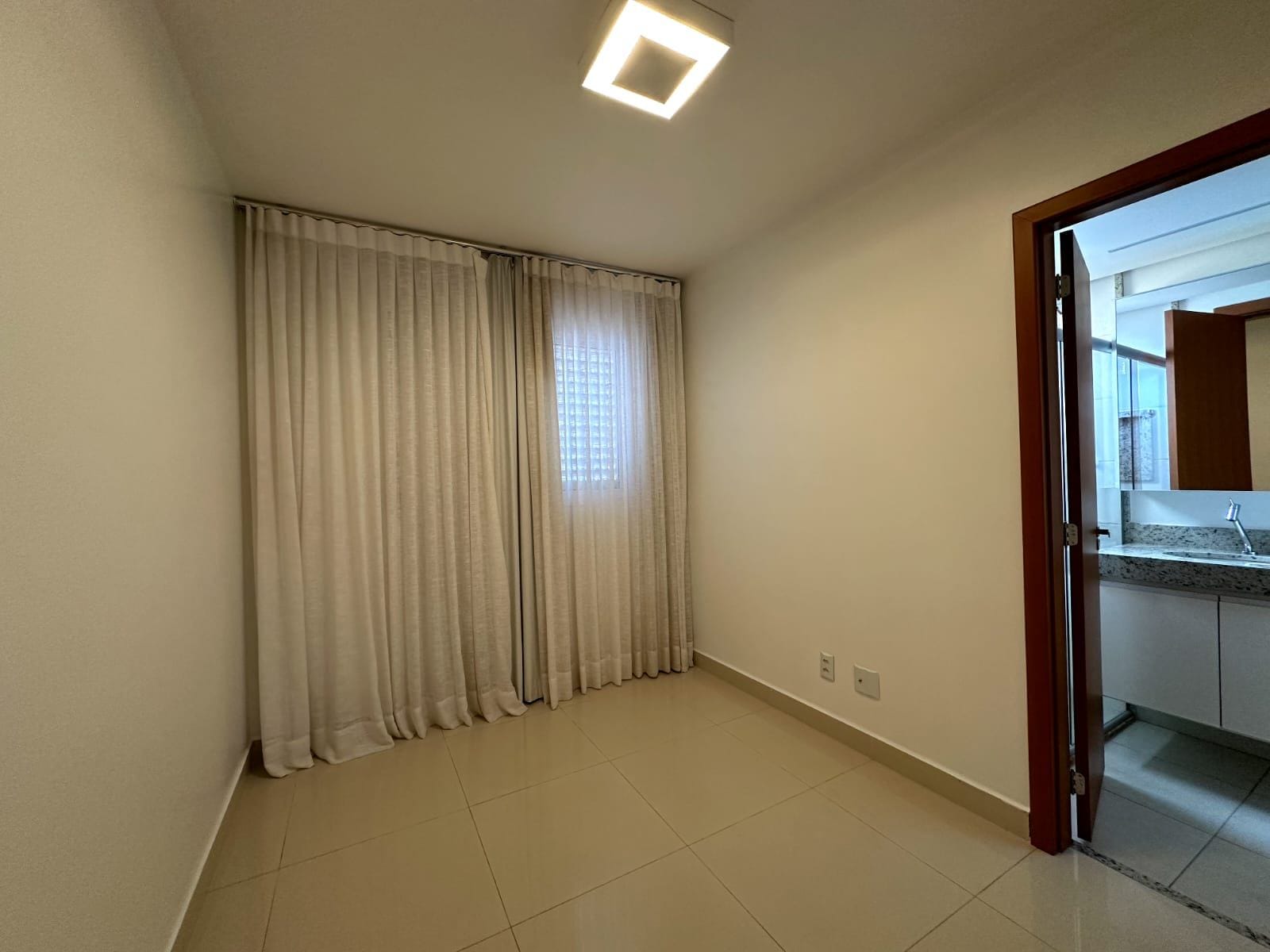Apartamento à venda com 3 quartos, 97m² - Foto 11