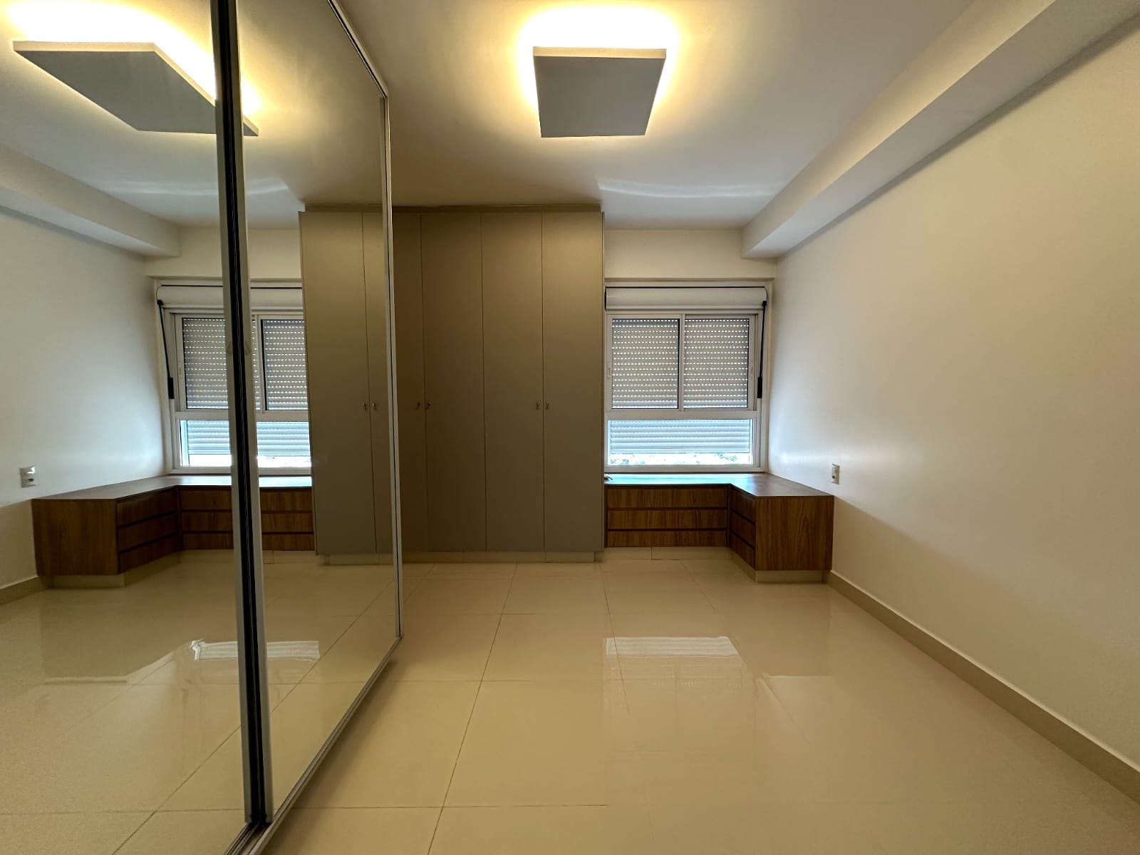 Apartamento à venda com 3 quartos, 97m² - Foto 6