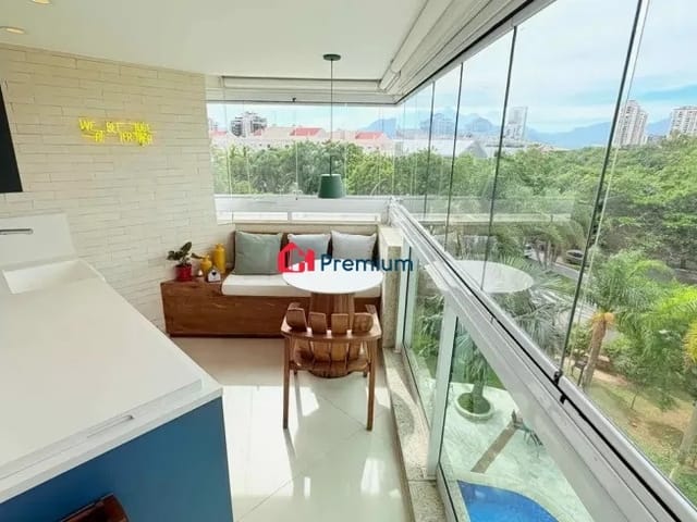 Apartamento 4 quartos e 5 banheiros, à venda, no bairro Barra da Tijuca em Rio de Janeiro
