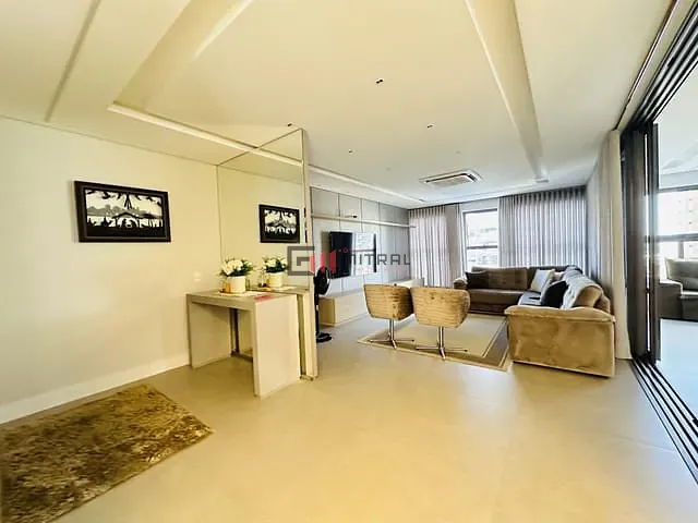 Apartamento 3 quartos e 5 banheiros, à venda, no bairro Santa Rosa em Londrina