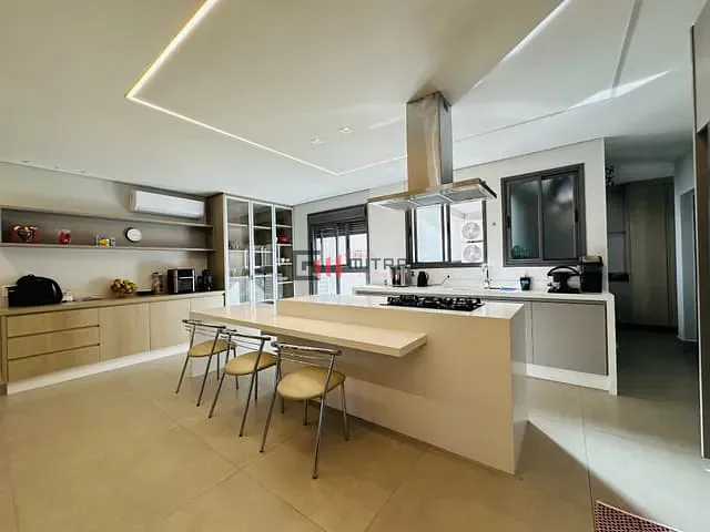 Apartamento 3 quartos e 5 banheiros, à venda, no bairro Santa Rosa em Londrina