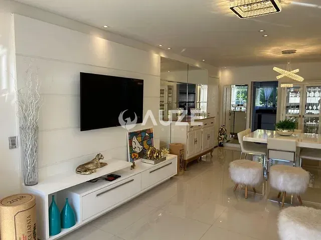 Apartamento com 102m² 3 quartos e 3 banheiros, à venda, no bairro Água Verde em Curitiba