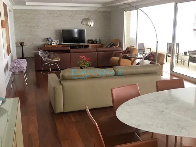 Apartamento com 366m² 4 quartos e 5 banheiros, à venda ou para alugar, no bairro Alto da Lapa em São Paulo