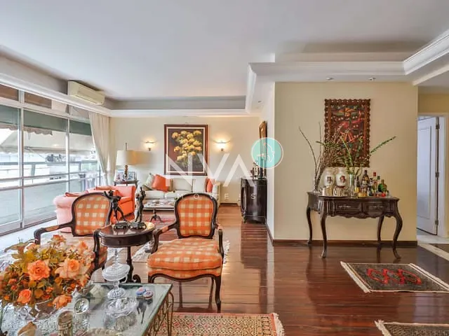 Apartamento com 225m² 3 quartos e 3 banheiros, à venda, no bairro Lagoa em Rio de Janeiro