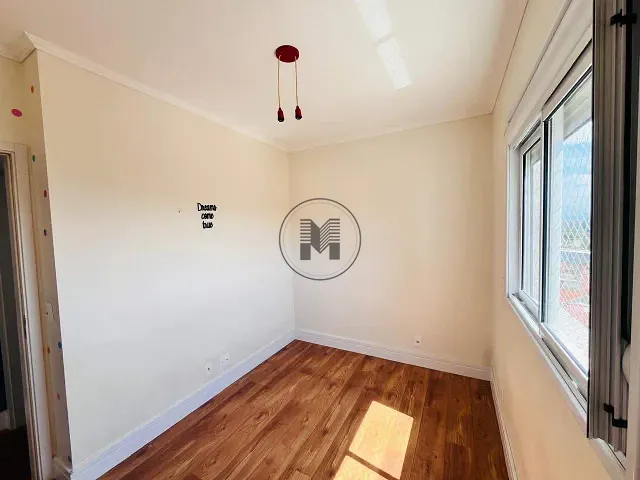 Apartamento 3 quartos e 2 banheiros, para alugar, no bairro Jardim Coelho Neto em Guaratinguetá