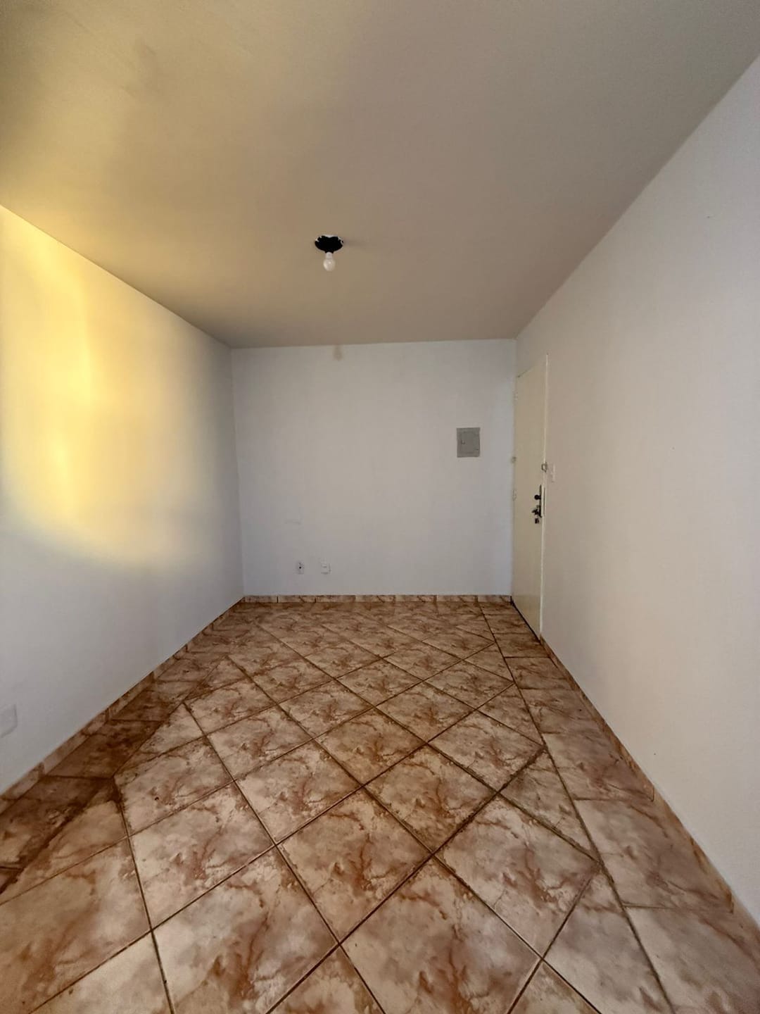 Apartamento à venda com 2 quartos, 45m² - Foto 1