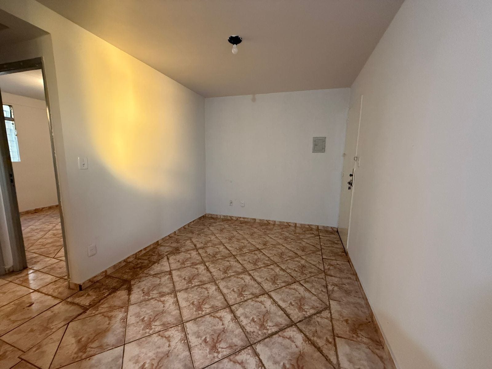 Apartamento à venda com 2 quartos, 45m² - Foto 4