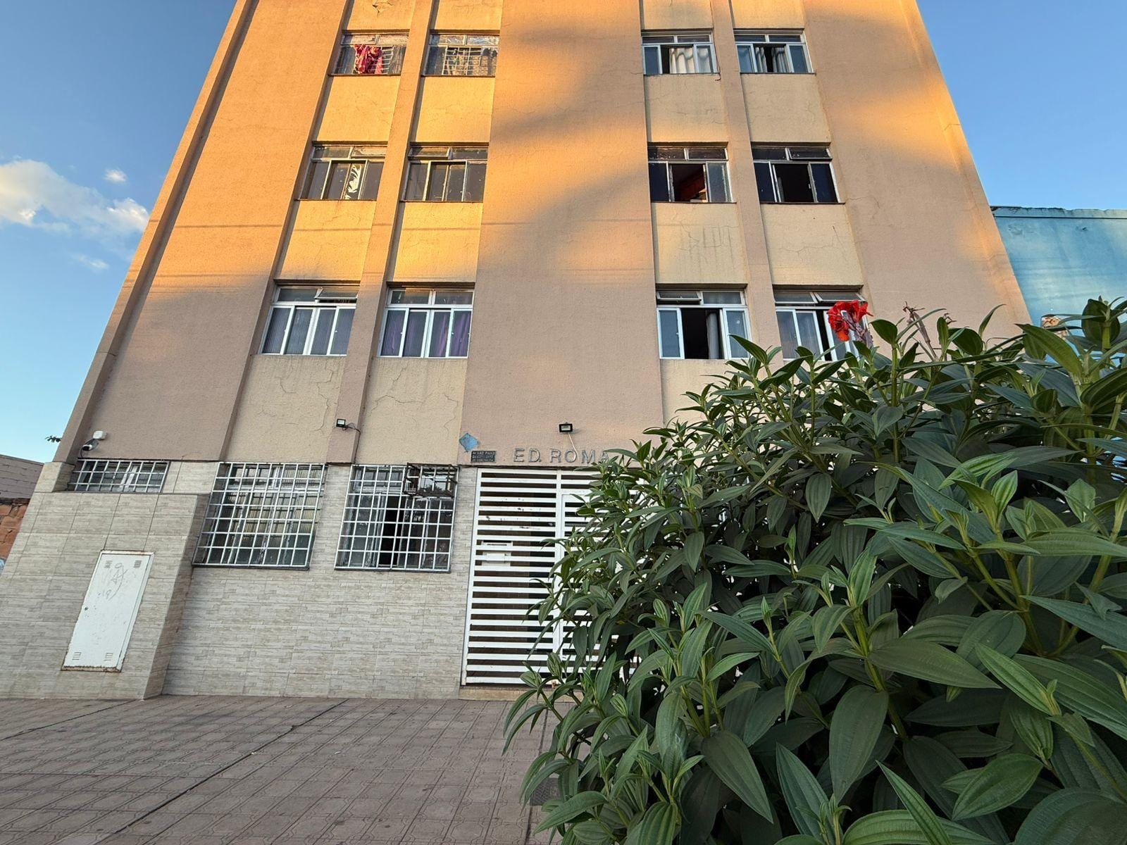 Apartamento à venda com 2 quartos, 45m² - Foto 11