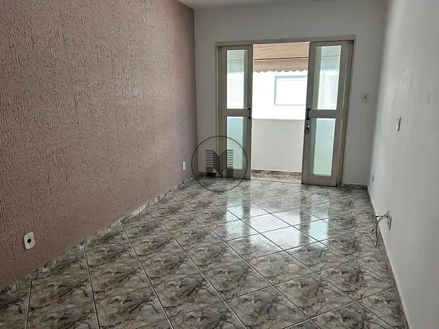 Apartamento 2 quartos e 1 banheiro, para alugar, no bairro Jardim Coelho Neto em Guaratinguetá