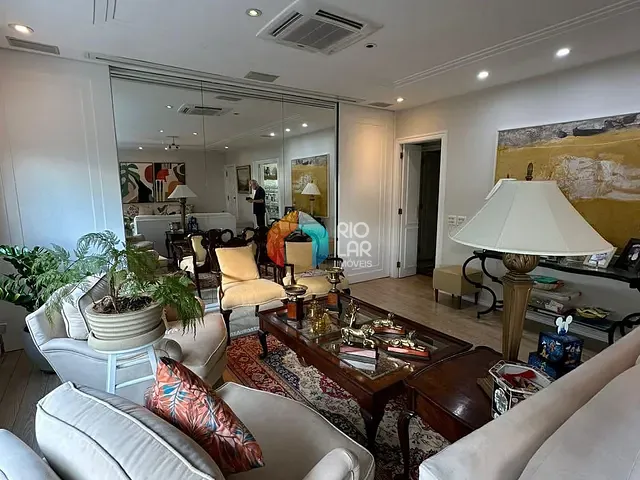 Apartamento com 202m² 4 quartos e 3 banheiros, à venda, no bairro Ipanema em Rio de Janeiro