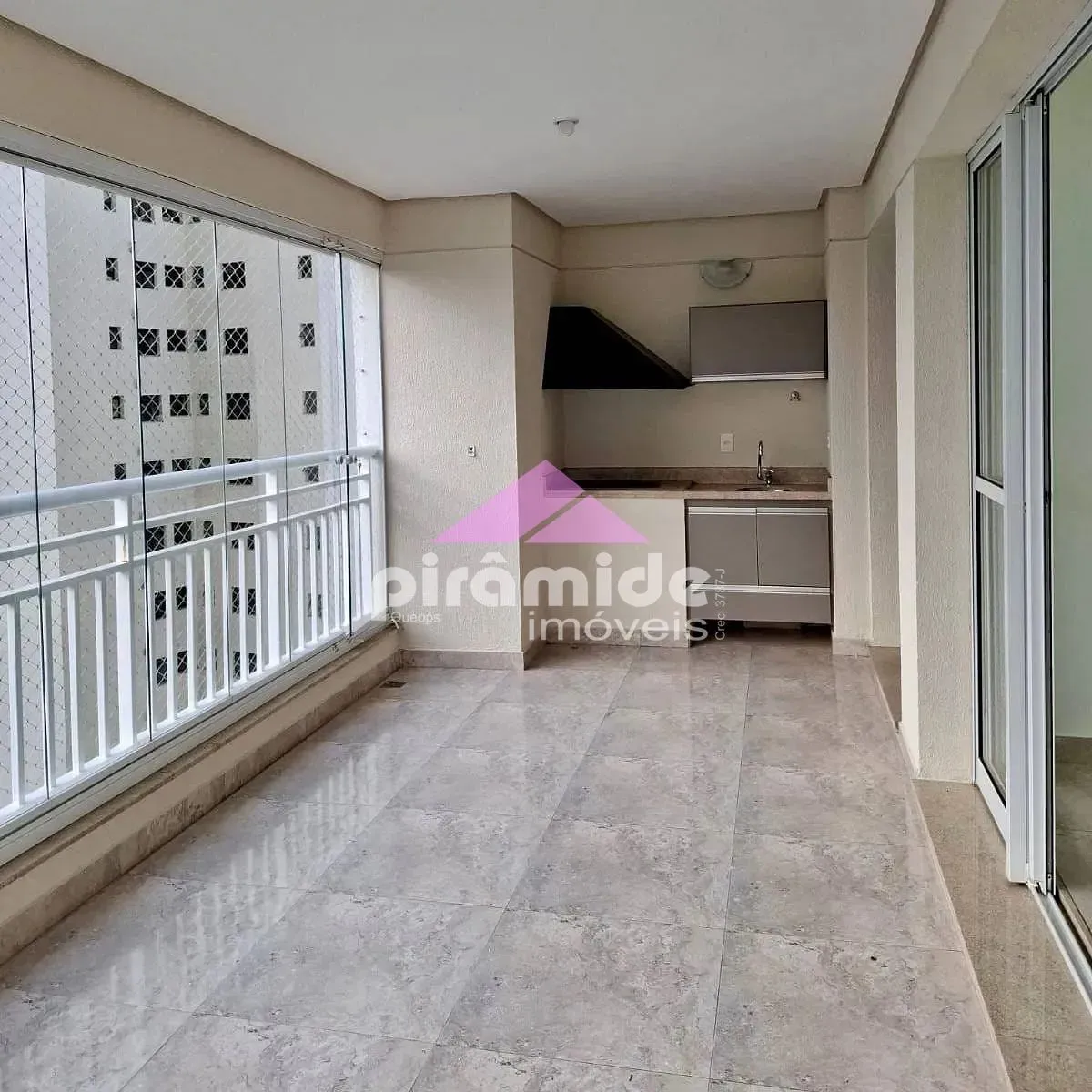 Apartamento, 3 quartos, 124 m² - Foto 1