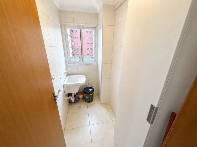 Apartamento com 63m² 2 quartos e 2 banheiros, para alugar, no bairro Vila Homero Thon em Santo André