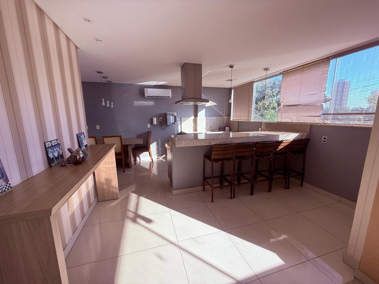 Apartamento à venda com 2 quartos, 57m² - Foto 18