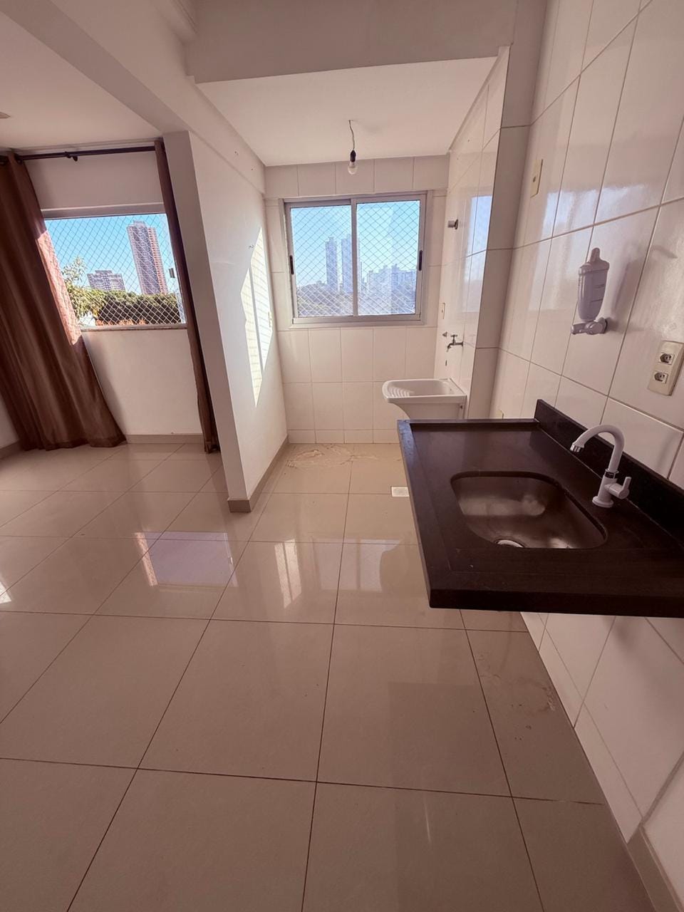 Apartamento à venda com 2 quartos, 57m² - Foto 6