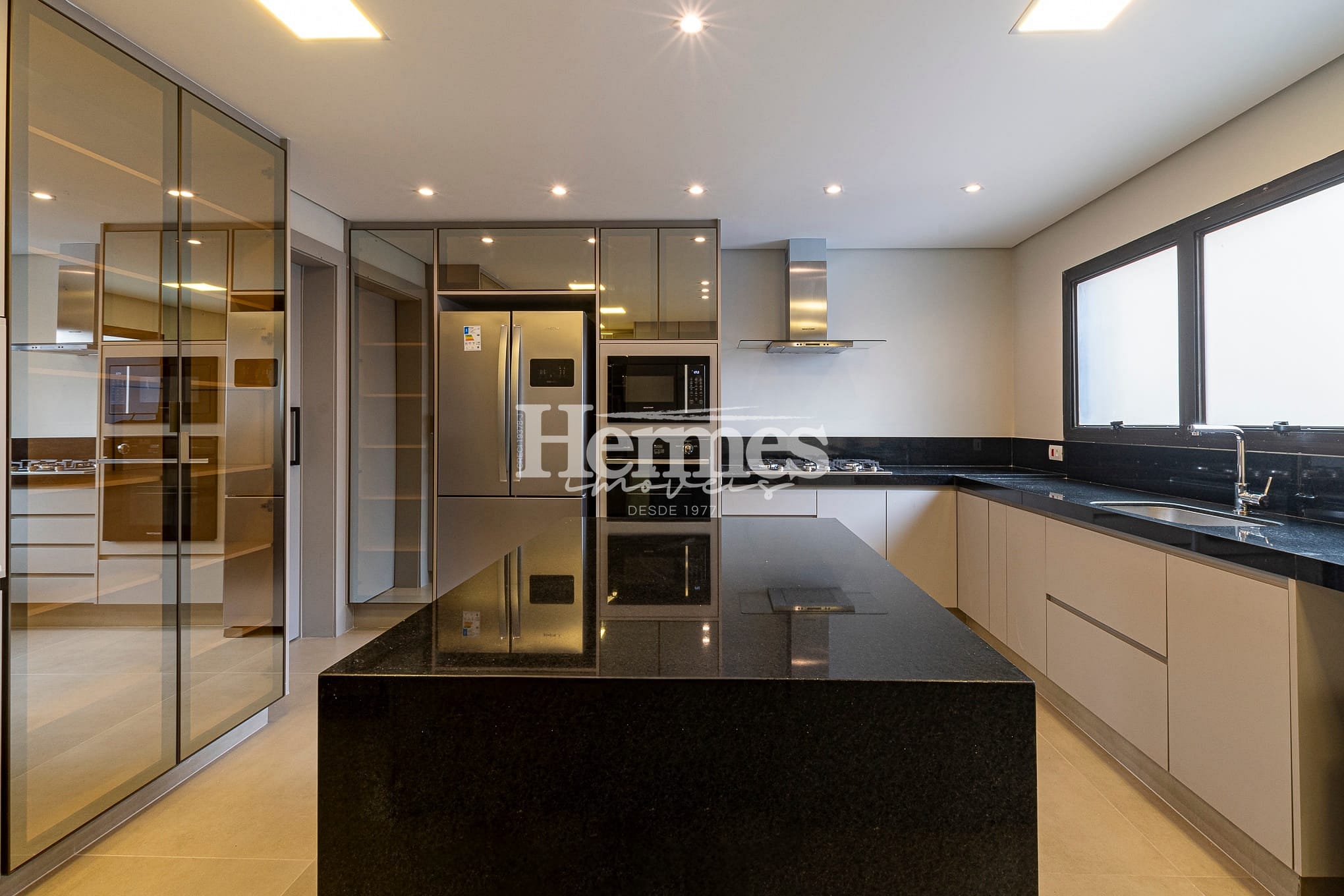 Apartamento, 3 quartos, 200 m² - Foto 4