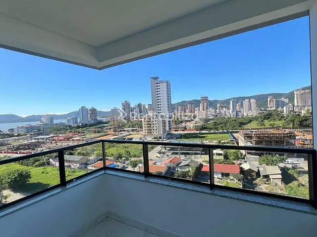 Apartamento 2 quartos e 3 banheiros, à venda, no bairro Balneário Perequê em Porto Belo