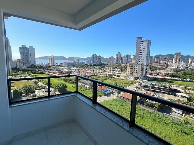 Apartamento 2 quartos e 3 banheiros, à venda, no bairro Balneário Perequê em Porto Belo